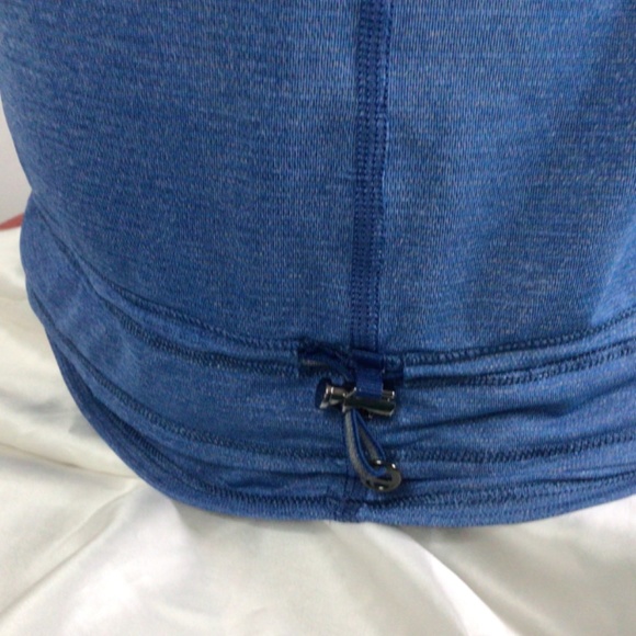 Lululemon Run: Back On Track Tank Sz 8 Limitless Blue/Wee Are From Space - Picture 10 of 16